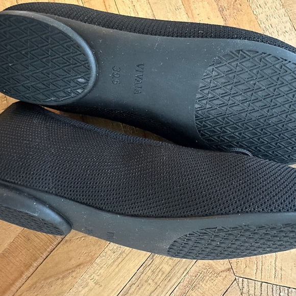 Vivaia flats Almond-Toe Bow Flats (Tiana). Worn once. - Picture 4 of 4